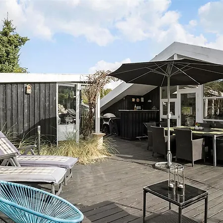 Gonda - 2km From The Sea By Interhome Saltum